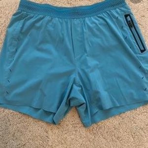 NWOT ten thousand session shorts 5” storm blue small